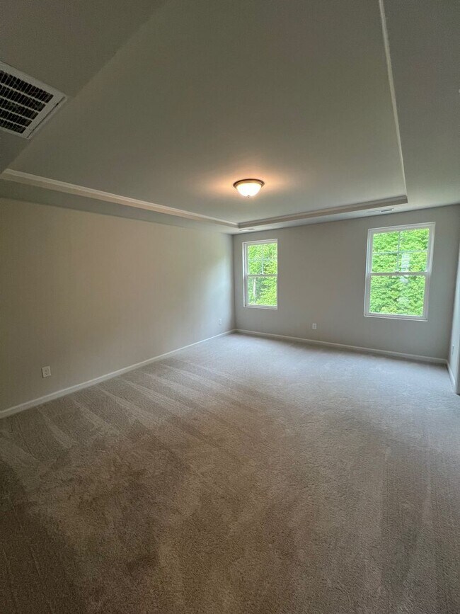 Building Photo - Charming 4 Bedroom Home Located in Wendell