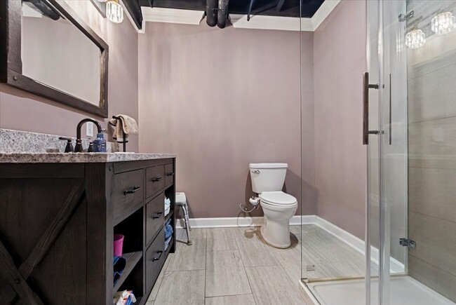 Building Photo - 11804 Long Run Dr