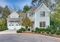 Building Photo - Franklin Gem Walking Distance to Downtown!