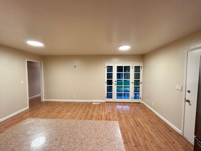 Building Photo - 1653 Los Gatos Way
