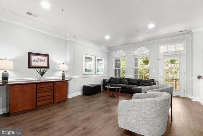 Building Photo - 7207 Phelps Hill Ct