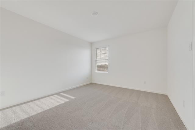 Building Photo - 2126 Mdw Pk Dr