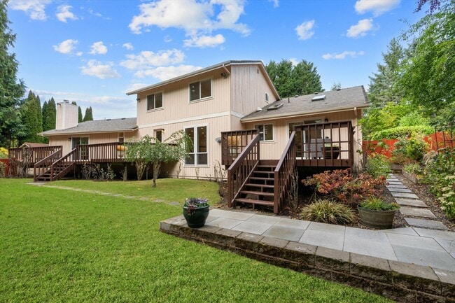 Building Photo - 6315 142nd Ave SE