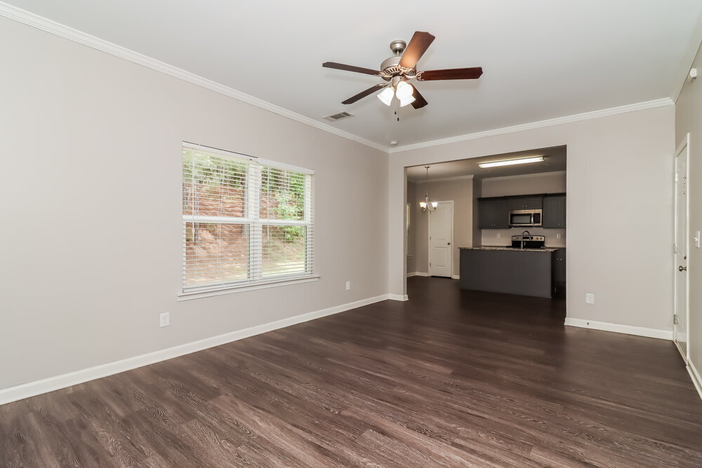 Building Photo - 412 Fieldcrest Dr