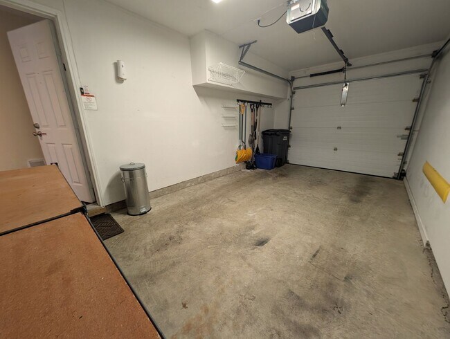 Building Photo - 11442 Heritage Commons Way