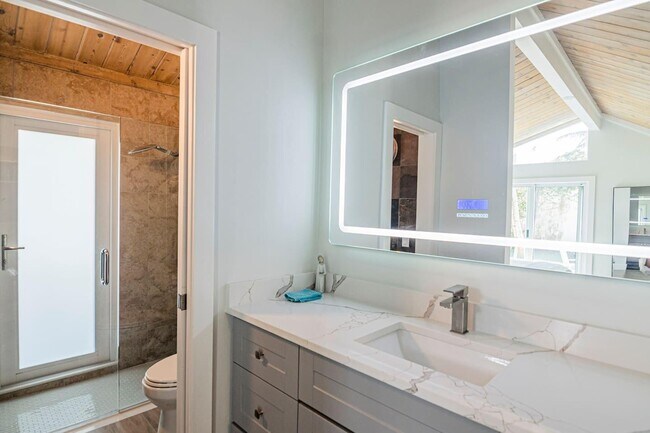 Building Photo - 103 W Sandpiper Cir