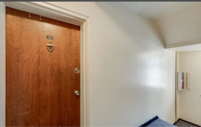 Building Photo - 2008 Fort Davis St SE