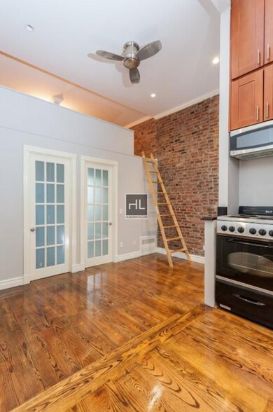 Building Photo - West 14th Street