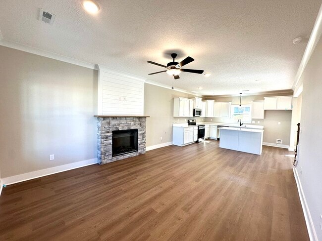 Building Photo - 3212 Song Sparrow Dr