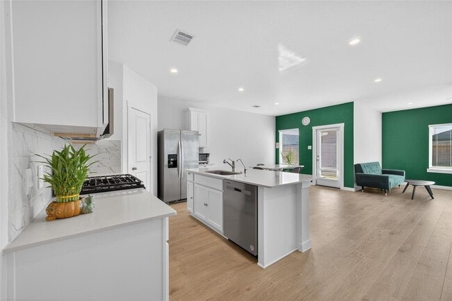 Building Photo - 30611 Castle Cove Dr