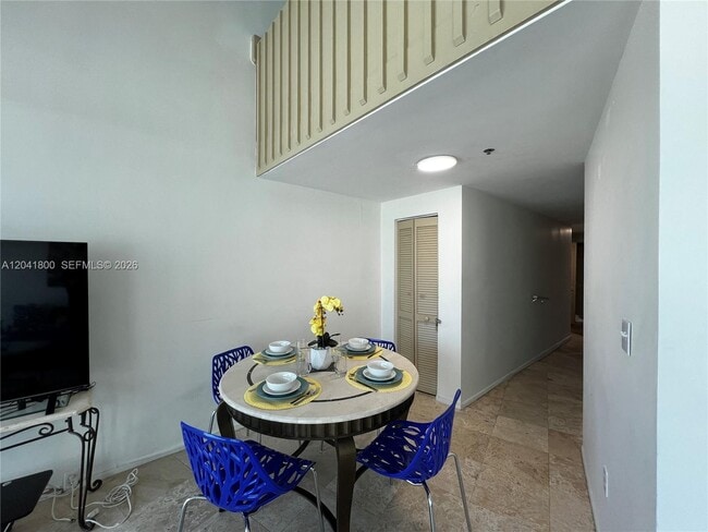 Building Photo - 5445 Collins Ave