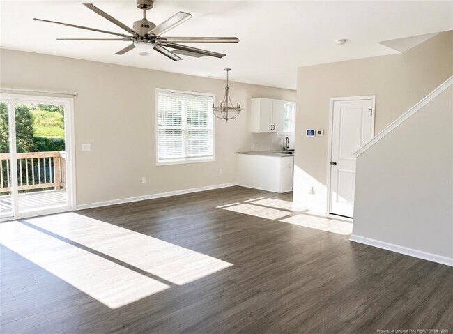 Building Photo - 5620 Tall Timbers Dr