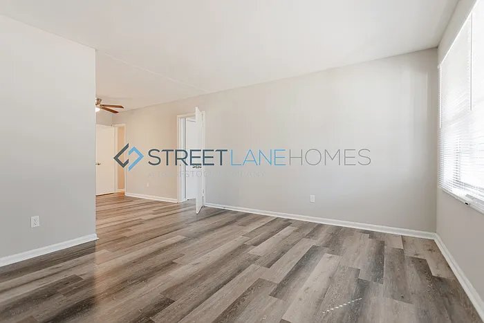 Building Photo - 3040 Foresthill Dr