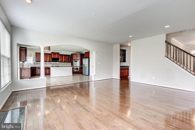 Building Photo - 2311 Whitley Rd