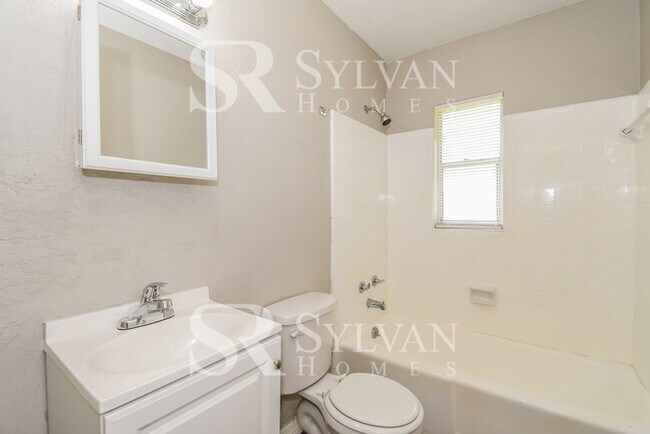 Building Photo - One-level living at its best