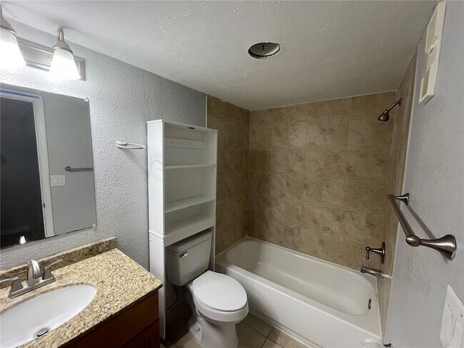 Building Photo - 2650 Coconut Bay Ln