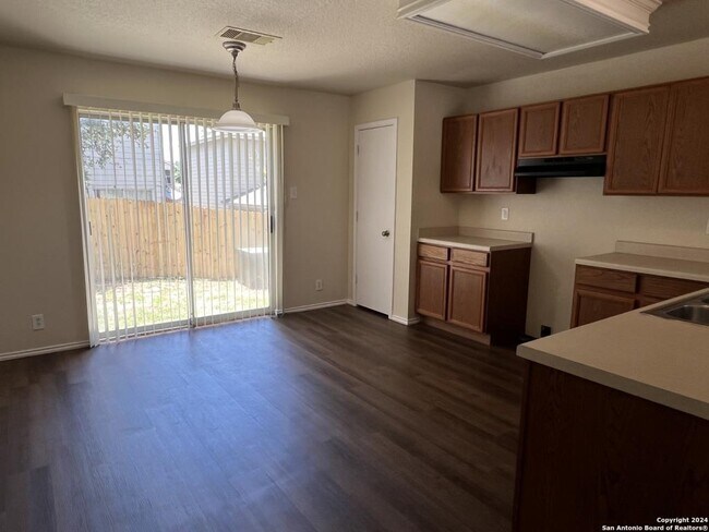 Building Photo - 10118 Figaro Canyon