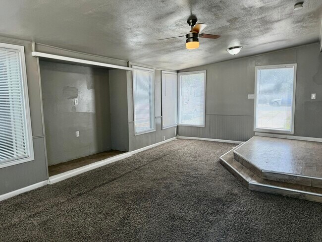 Building Photo - 4818 36th St