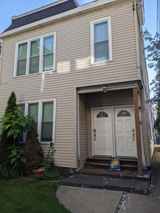 Primary Photo - 3327 N Hamilton Ave