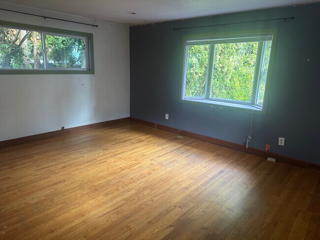 Upstairs Bed - 8018 Densmore Ave N