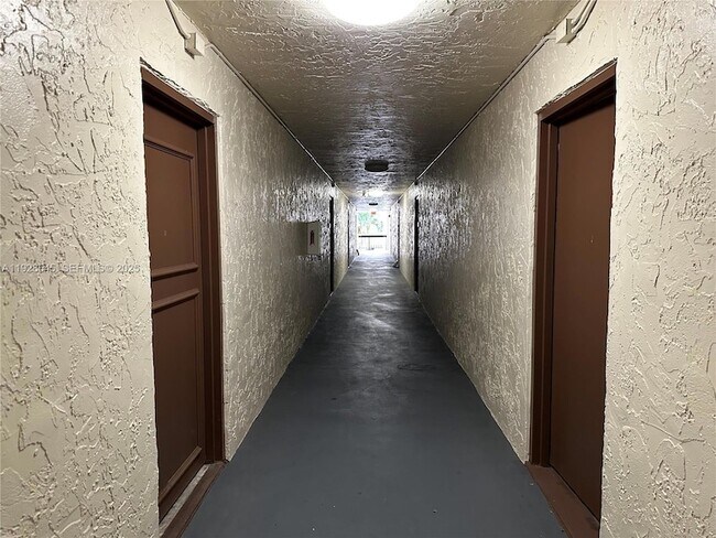 Building Photo - 8301 SW 142nd Ave