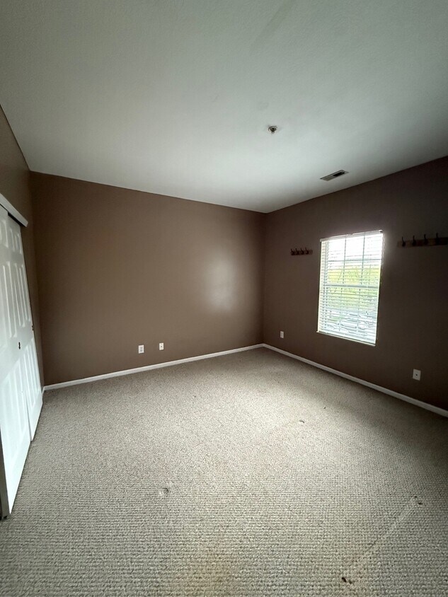 Building Photo - 6255 Craughwell Ln