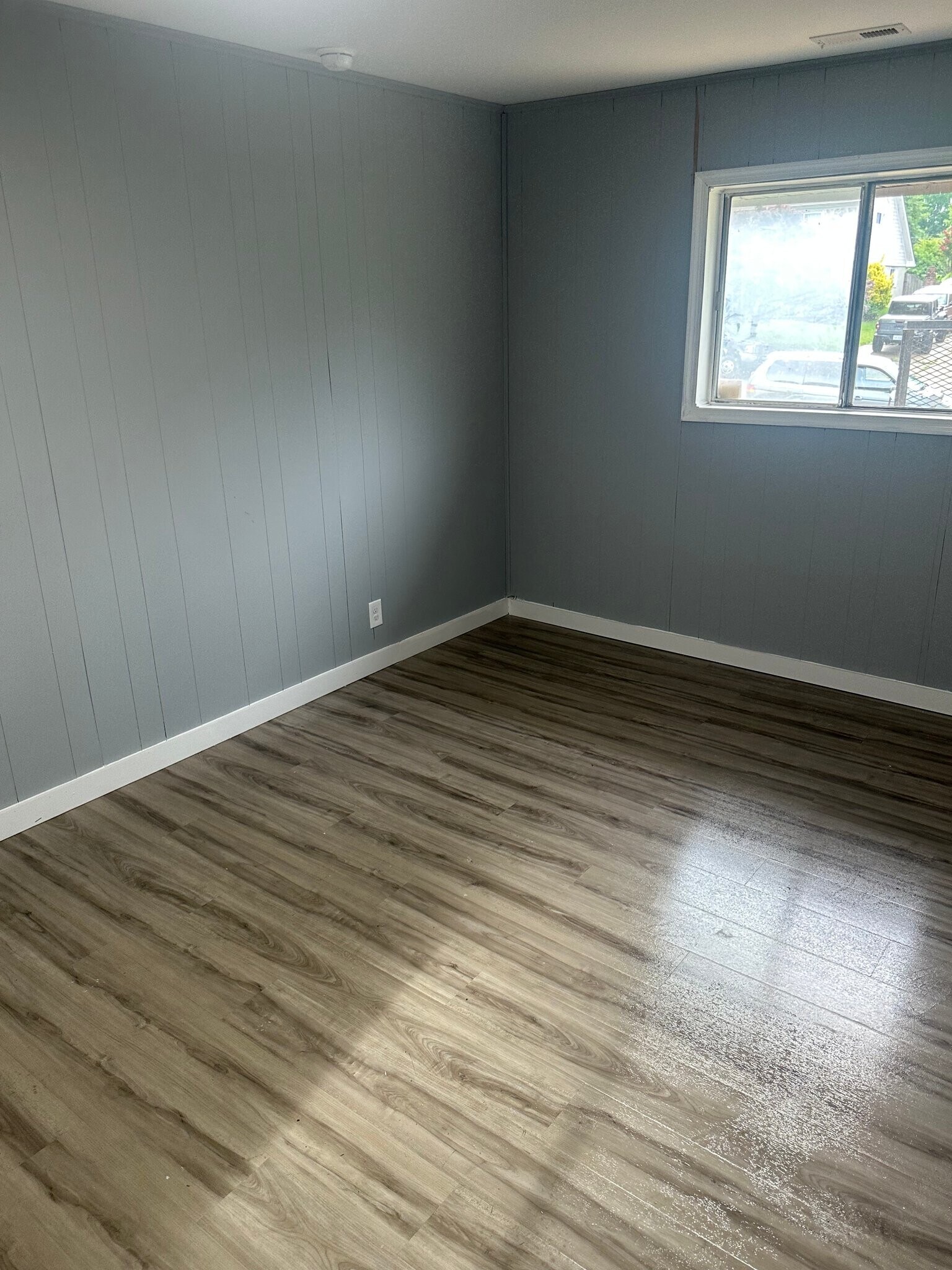 Building Photo - 1303 Barnard Dr