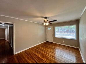 Building Photo - 1463 Merrycrest Dr