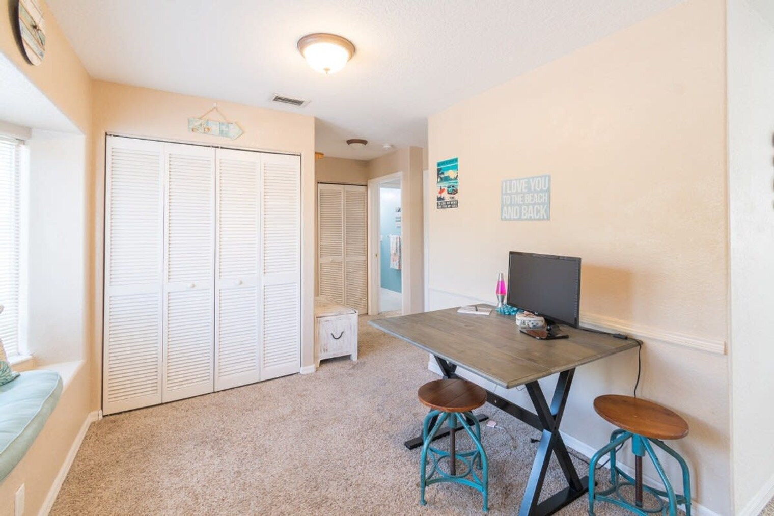 Building Photo - 545 Ocean Park Ln