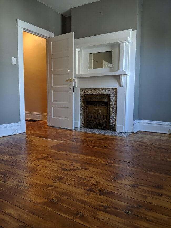 Building Photo - 4109 Haldane St