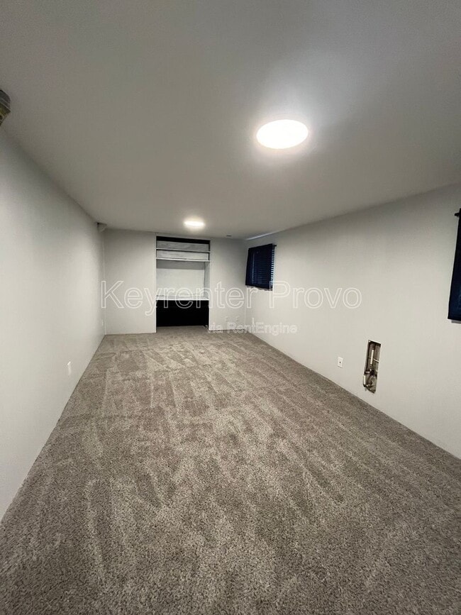 Building Photo - 296 S 1065 W St