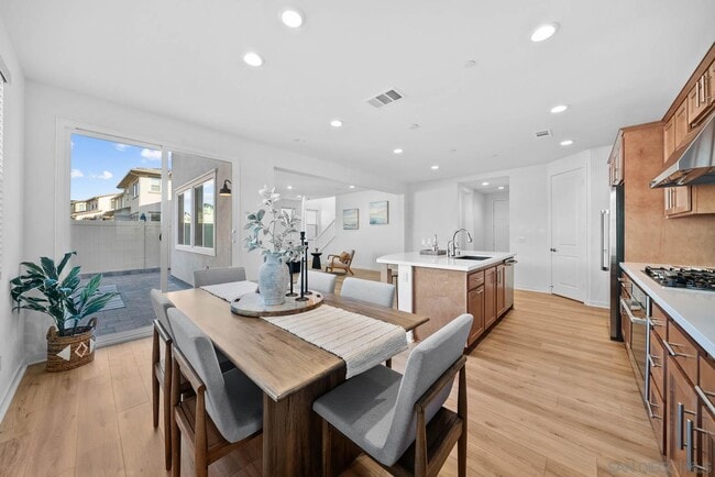 Building Photo - 32188 Penstemon Wy
