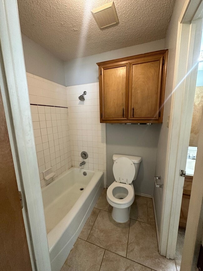 Building Photo - 5618 Brownfield Dr