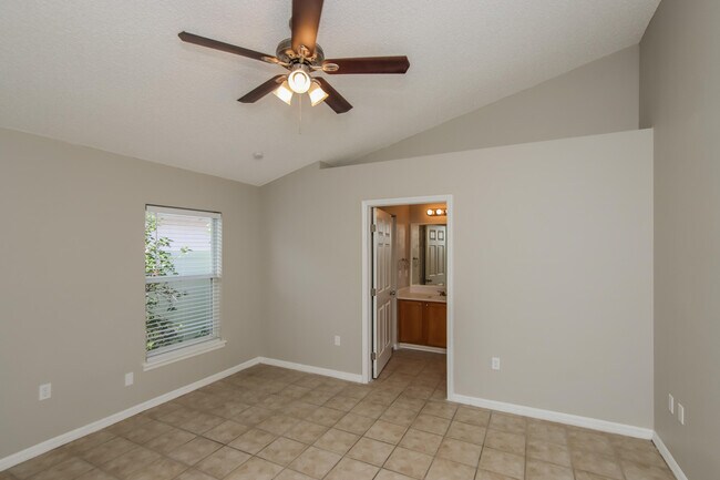 Building Photo - 2908 Maderia Cir