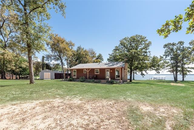 Building Photo - 229 Lakeside Dr