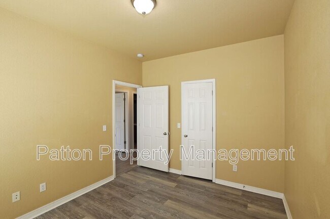 Building Photo - 9206 Perry Ave