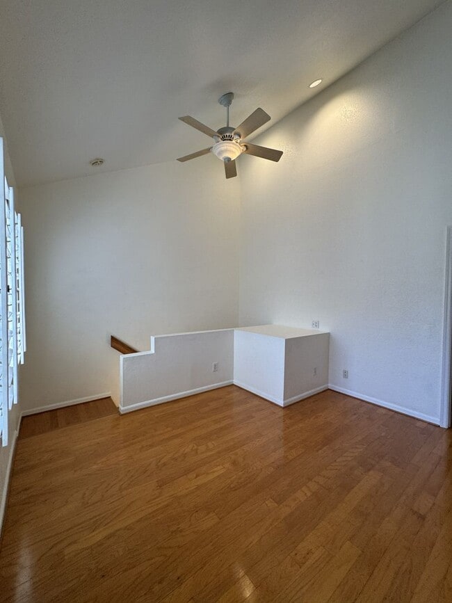 Building Photo - 7272 E Gainey Ranch Rd