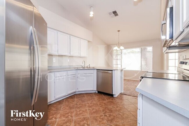 Building Photo - 11022 S Palomino Ln