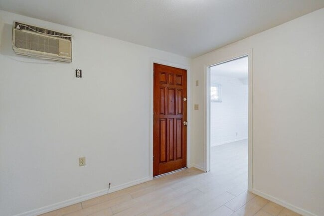 Building Photo - Pending/ Rented - Charming 3-Bed Home with Spacious Backyard & Covered Patio – Available 9/1!