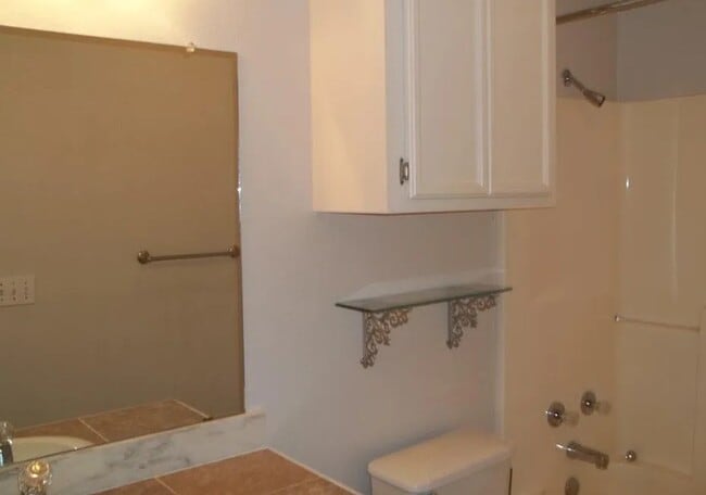 Building Photo - 311 Nederland Ave