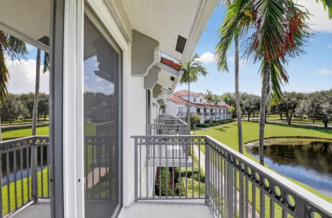 Building Photo - 2032 Alta Meadows Ln