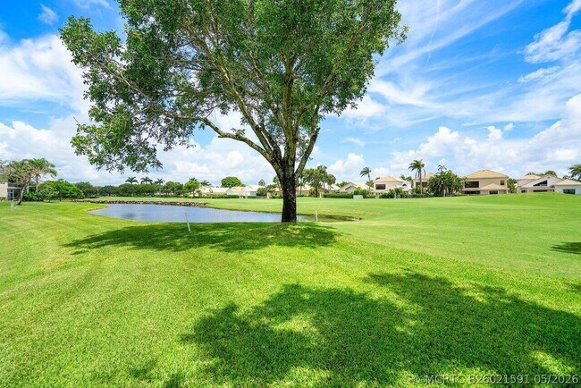 Building Photo - 5070 Lake Catalina Dr