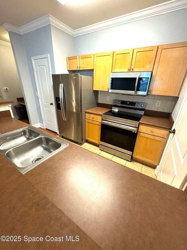 Building Photo - 6461 Borasco Dr