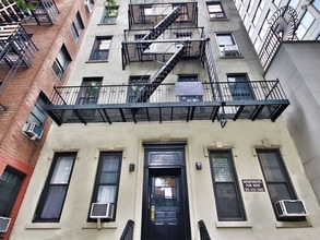 Building Photo - 206 East 70th Street
