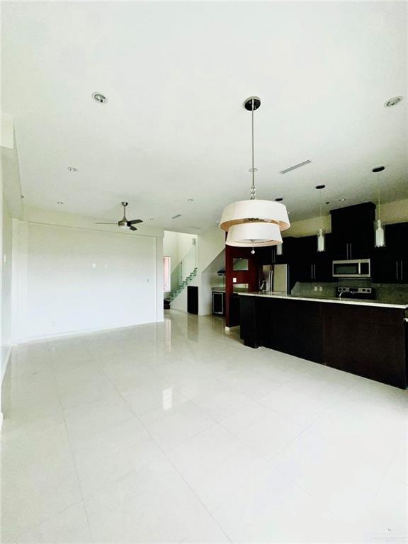 Building Photo - 29 Pineridge Ln