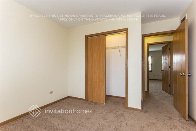 Building Photo - 2305 Gustave Ln