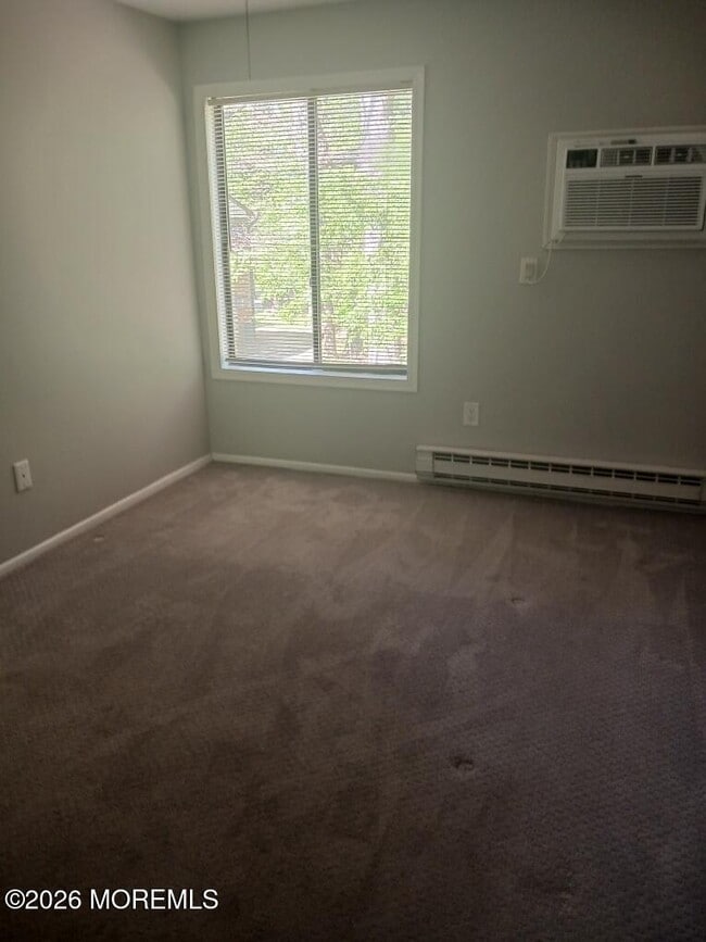 Building Photo - 115 Amberly Dr