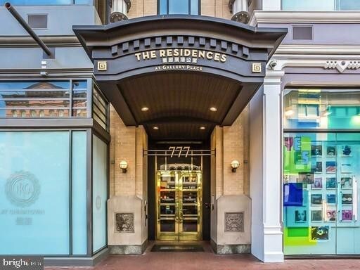 Building Photo - 777 7th St NW