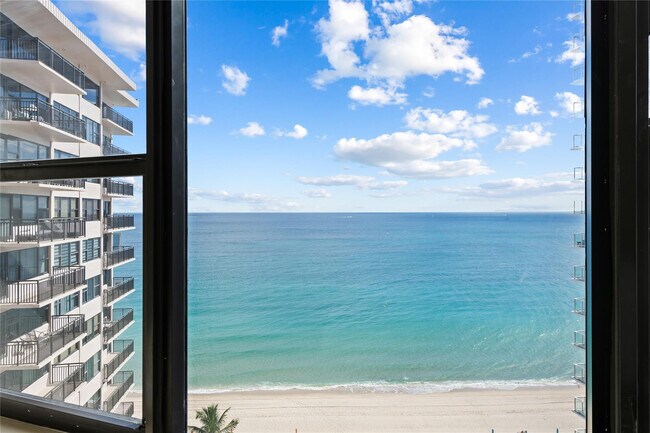 Building Photo - 3800 Galt Ocean Dr