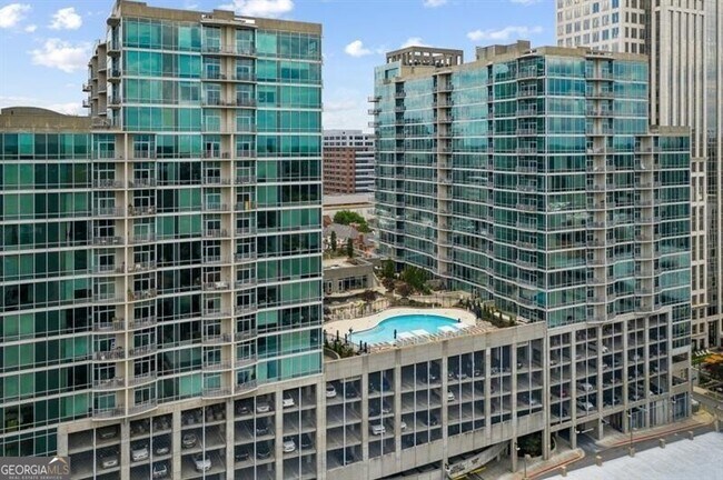 Building Photo - 923 Peachtree St NE